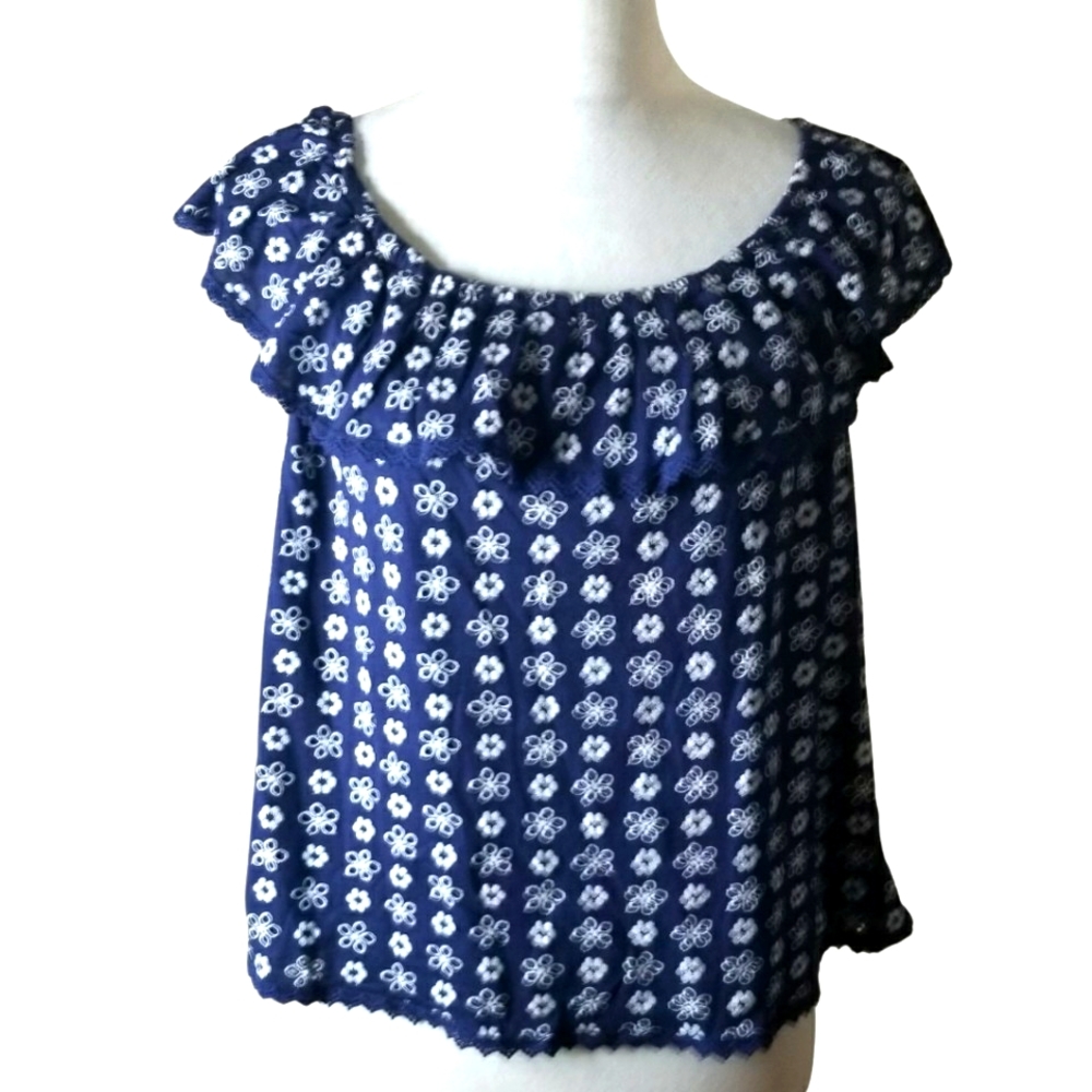 🦋Roomates Blue & White Embroidered Flowers Ruffle Trim Top